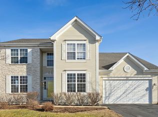 371 Hampstead Dr, Sugar Grove, IL 60554