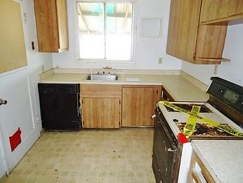 2nd image of 2782 Rollingwood Dr