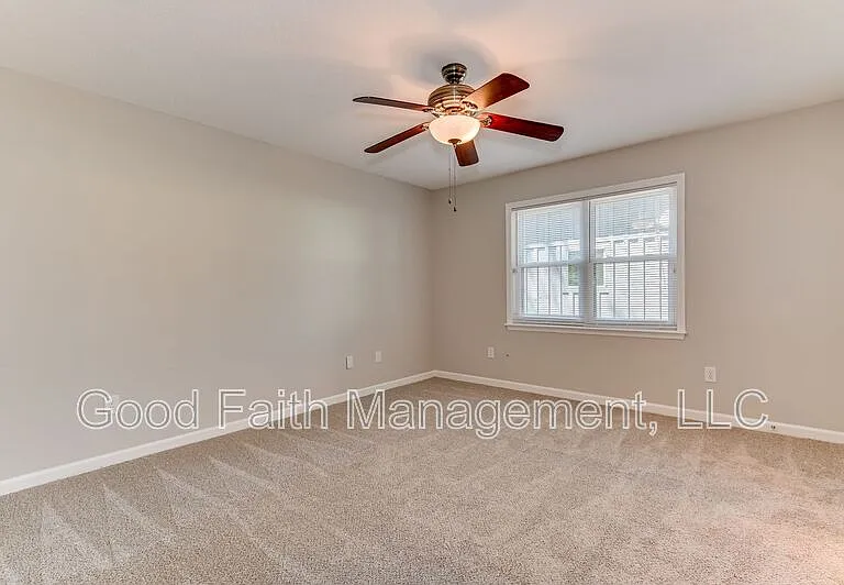 612 Fieldstone Way — Photo 17