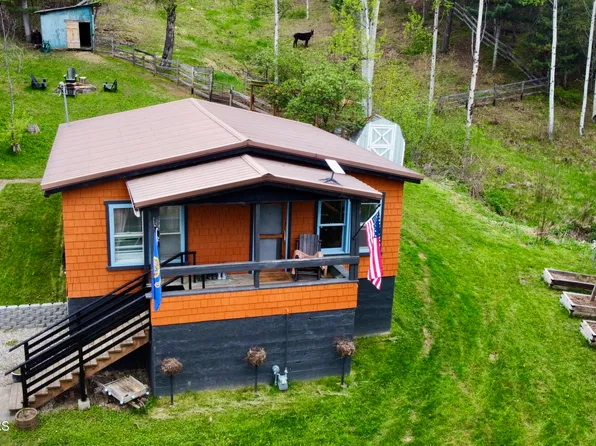 121 W Park Dr, Kellogg, ID 83837