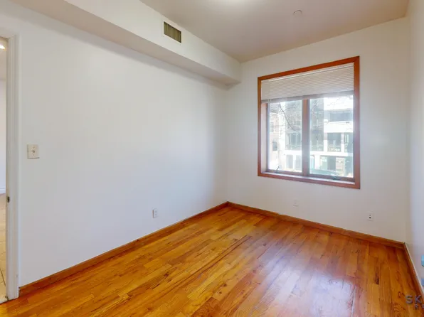 542 Brooklyn Avenue image 16 of 18