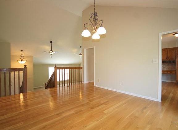 5th image of 8608 N Overland Dr