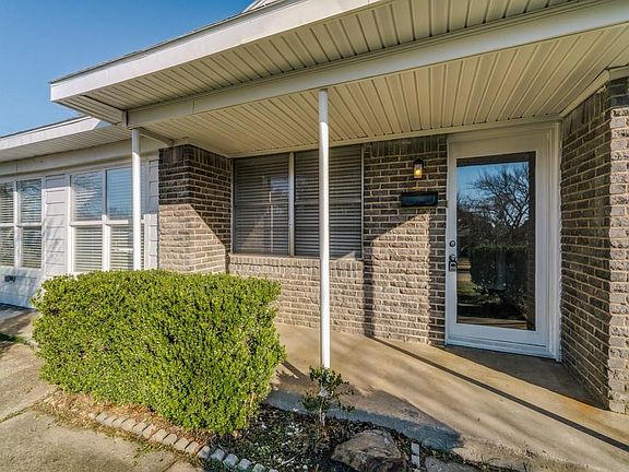 2nd image of 14015 Janwood Ln