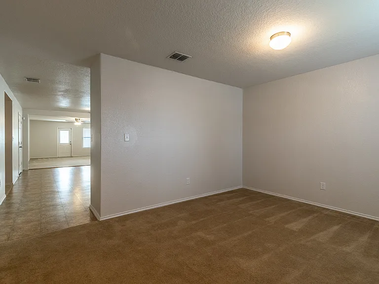 8966 Oakwood Park — Photo 5