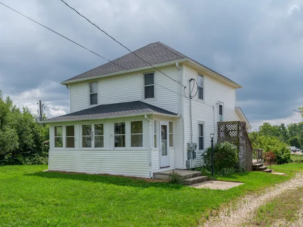 203 Schuring Rd, Portage, MI 49024