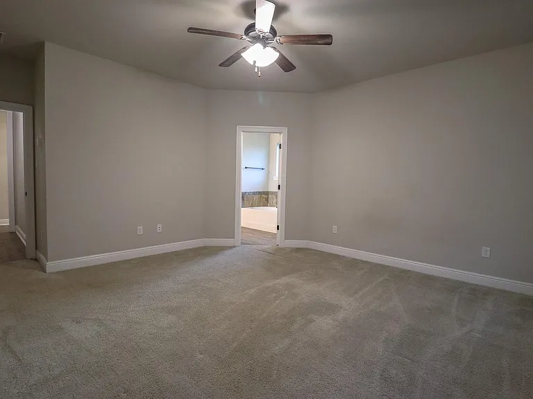 4401 Sweetgum Dr — Photo 25