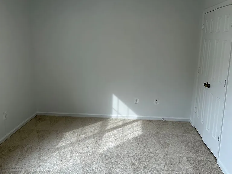 Arlington Apartments — Photo 169
