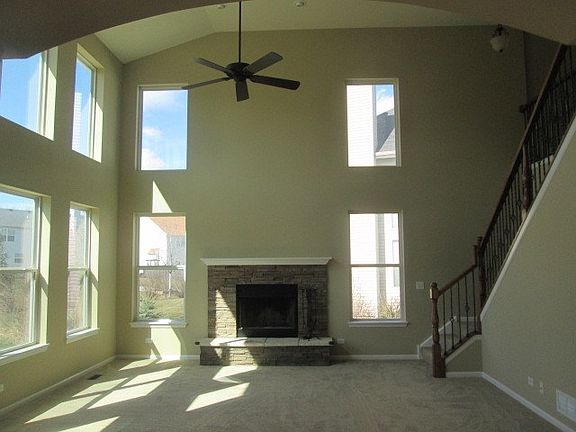5th image of 486 Sandlewood Ln
