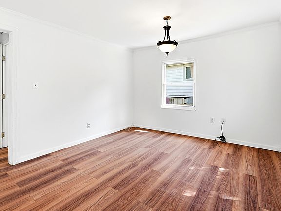 2nd image of 201 McComas Ave