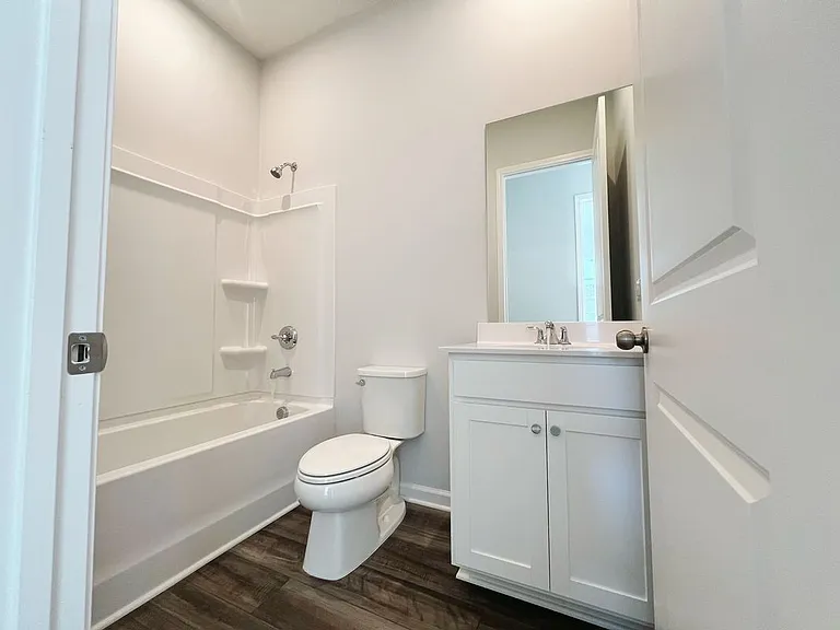 2475 Whistler Way NE — Photo 8