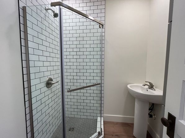 1304 Bay St UNIT 7