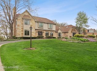 19 Stone Ridge Dr, South Barrington, IL 60010