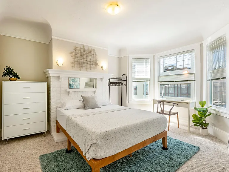 653 Minna St — Photo 10