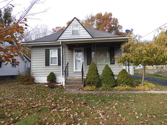 2nd image of 1041 Cogswell St NW