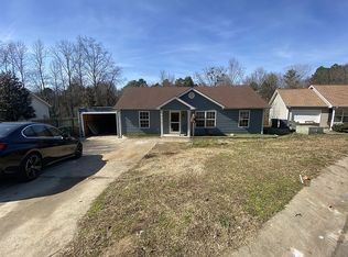 825 Silver Ct, Charlotte, NC 28217