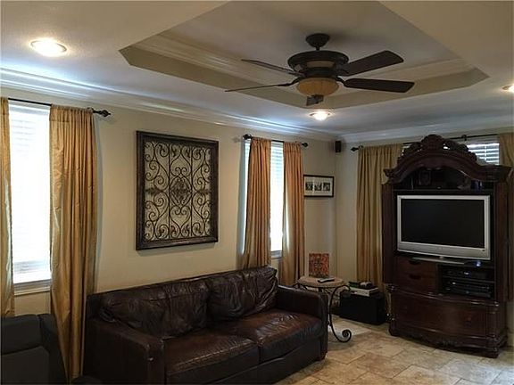2nd image of 3104 Palmetto St