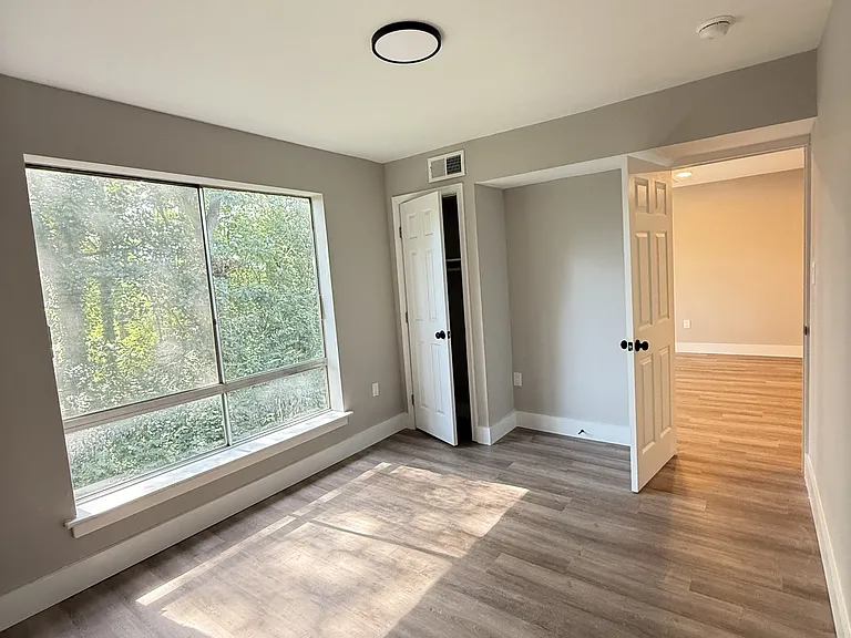 8453 Greenbelt Rd #101 — Photo 6