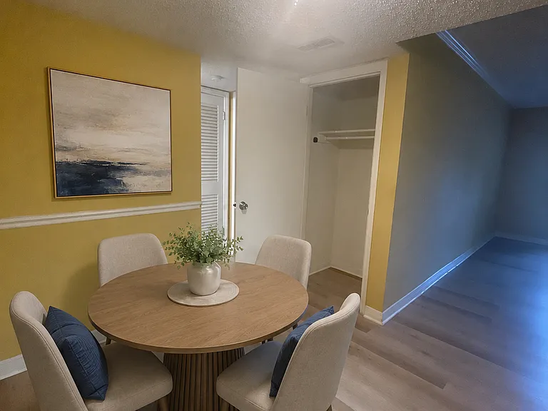 375 Wymore Rd #202 — Photo 4