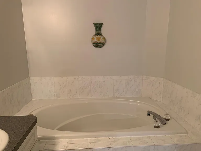 19 Shelley Cir — Photo 16