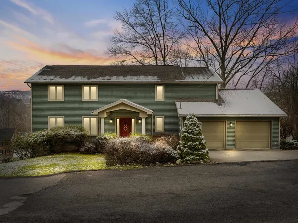 184 Renwick Dr, Clarksburg, WV 26301