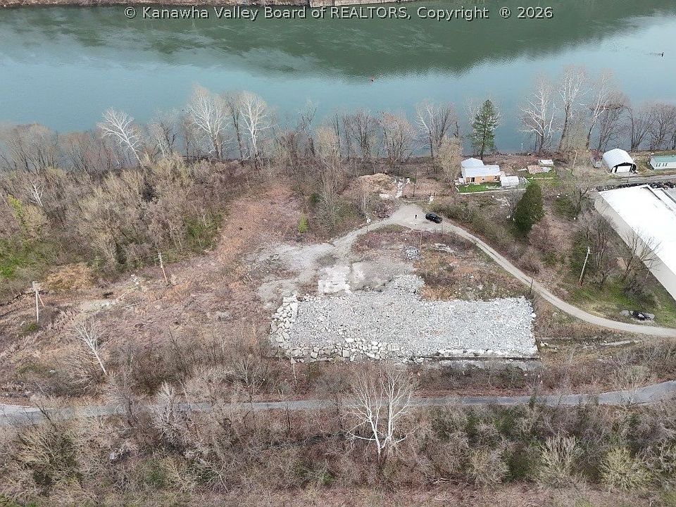 1st image of 120 River Way Rd