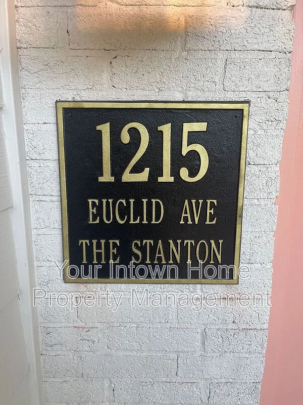 Studio, 1.0 bath, 550 sqft, $1,450 — Photo 2