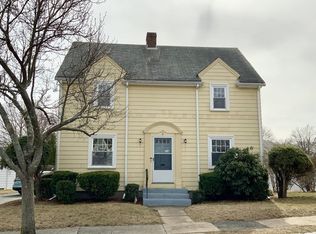 8 Grant Rd, Salem, MA 01970