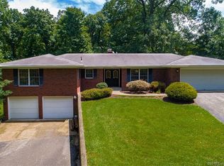 5760 Navilleton Rd, Floyds Knobs, IN 47119