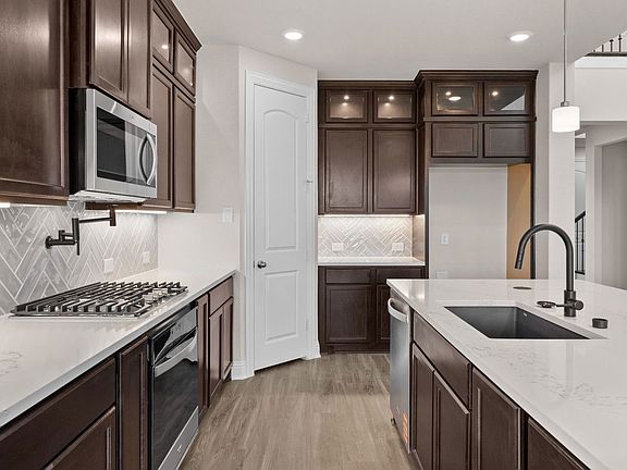 6th image of this home