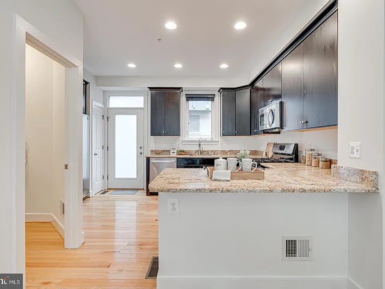 2947 Stella Blue Ln — Photo 3