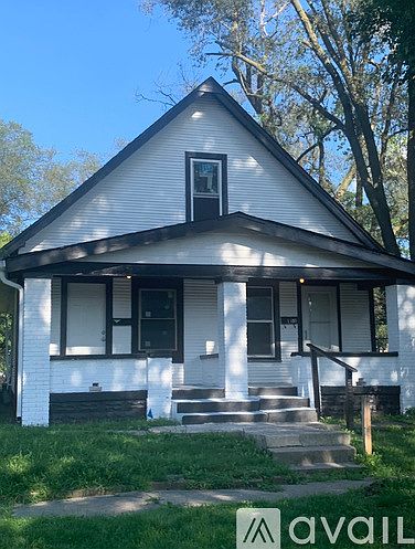 1st image of 1533 Villa Ave #1533