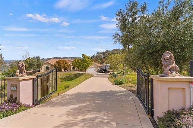1st image of 28512 Lawrence Welk Ct