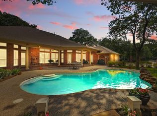 208 Sharon Rose Ct, Denton, TX 76210