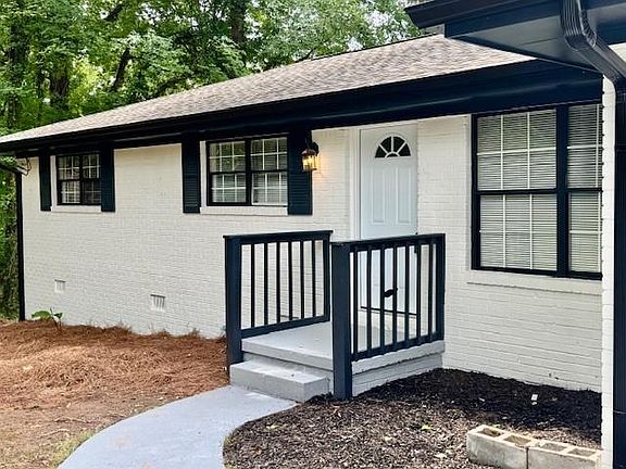 3rd image of 2721 Eastwind Dr