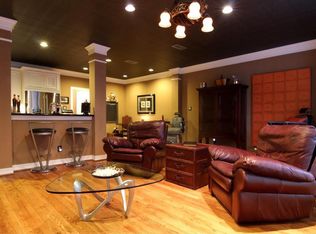 223 McGowen St, Houston, TX 77006
