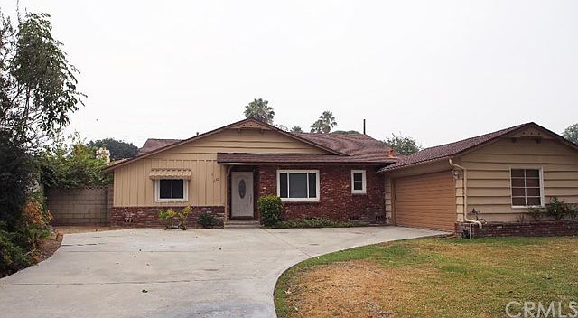1st image of 1130 Encino Ave