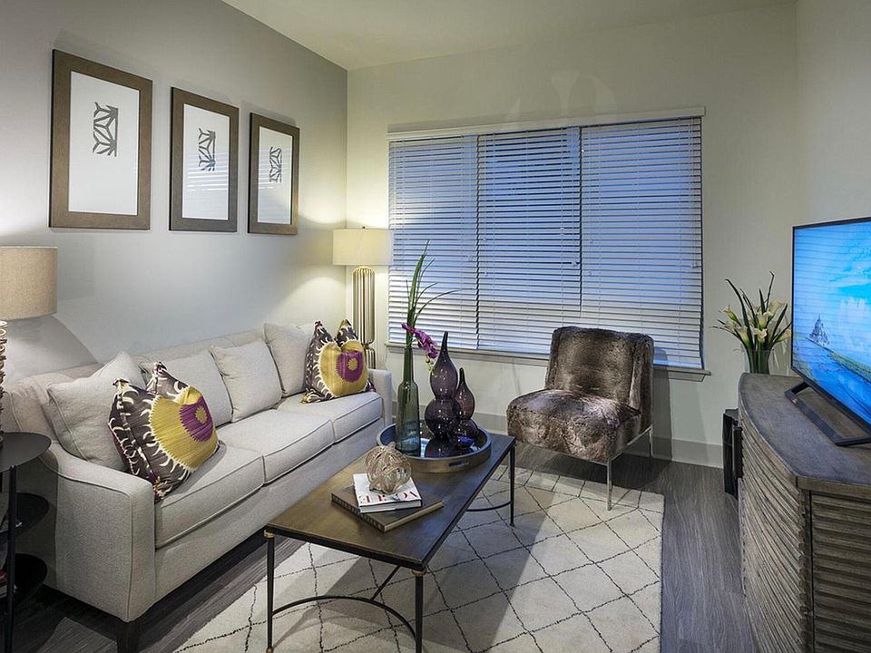 2nd image of 2704 Kimsey Dr #2076