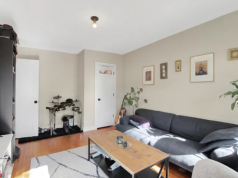 389 Monroe St #2 — Photo 7