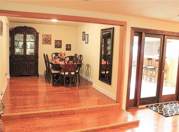 5th image of 922 Lamanche St