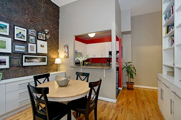 Sold by Corcoran | media 29