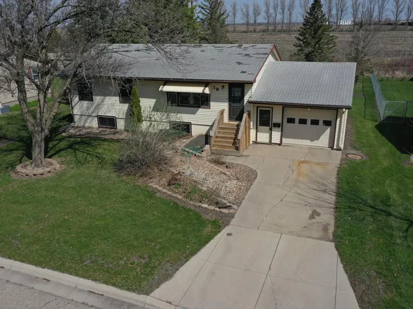 18 Westwood Acres, Morris, MN 56267