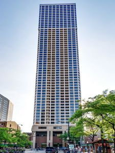 1030 N State St APT 19L, Chicago, IL, 60610