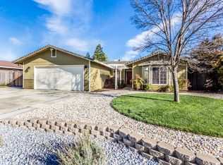 1734 Dakota Way, Redding, CA 96003