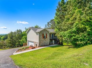104 Alpine Dr, Corryton, TN 37721
