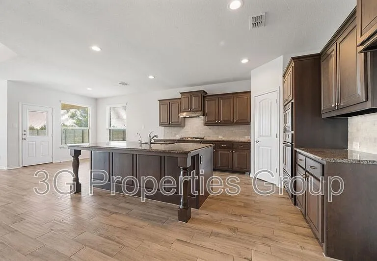 1500 Canary Ln — Photo 7