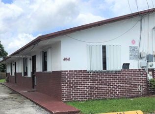 4041 SW 23rd St #3, Hollywood, FL 33023