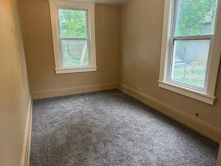 312 Utica St #1 — Photo 15