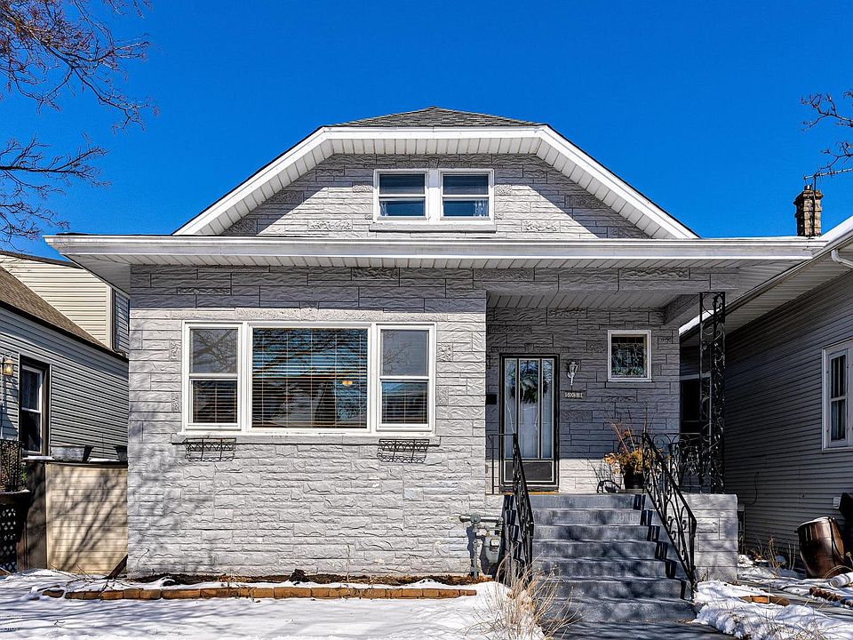 1st image of 5038 W Waveland Ave