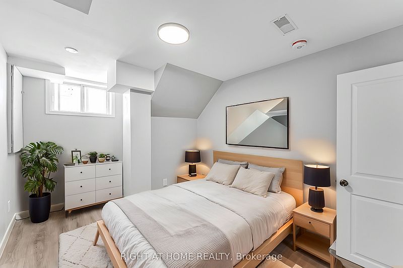 Ottawa House for rent - 3 Bedrooms — photo 15