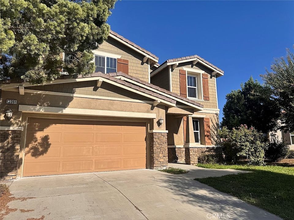 1st image of 12351 Twin Gables Dr